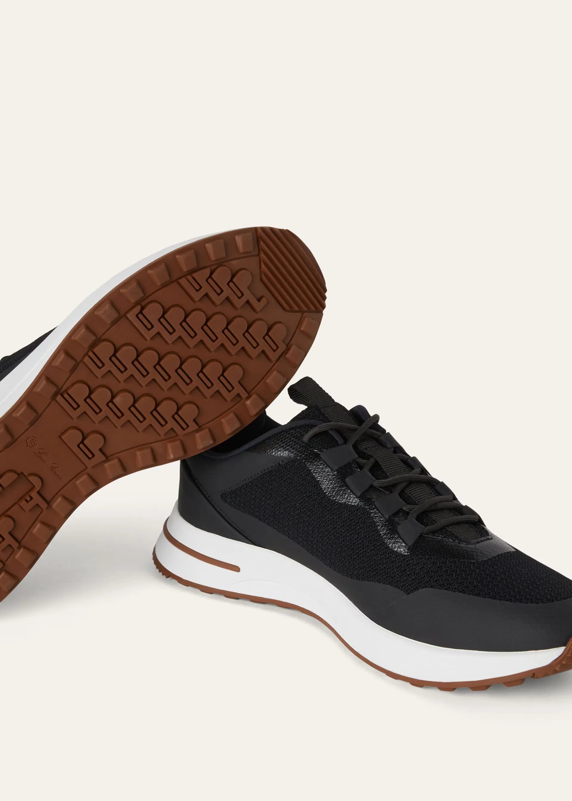 Week End Walk Sneaker