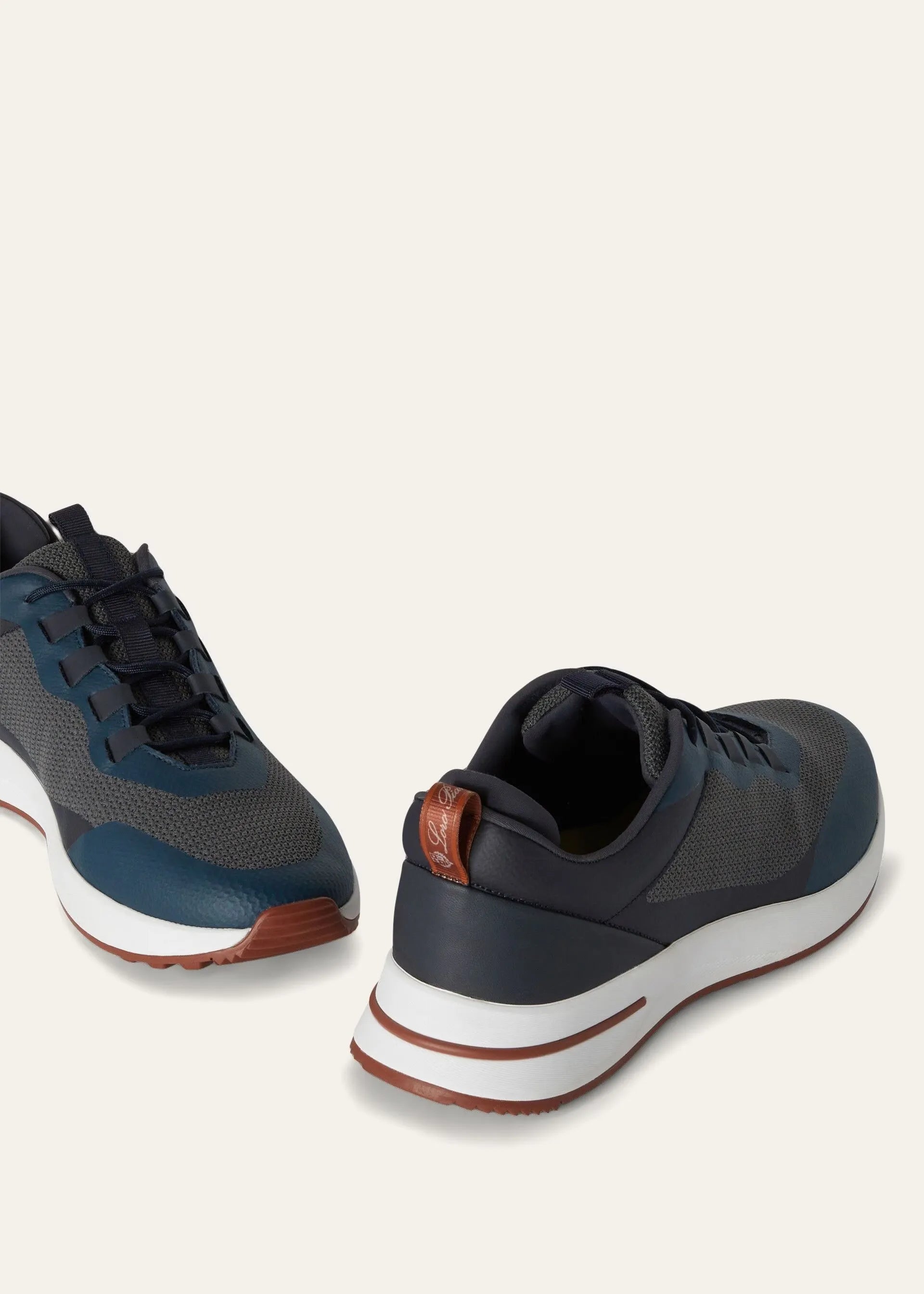Week End Walk Sneaker