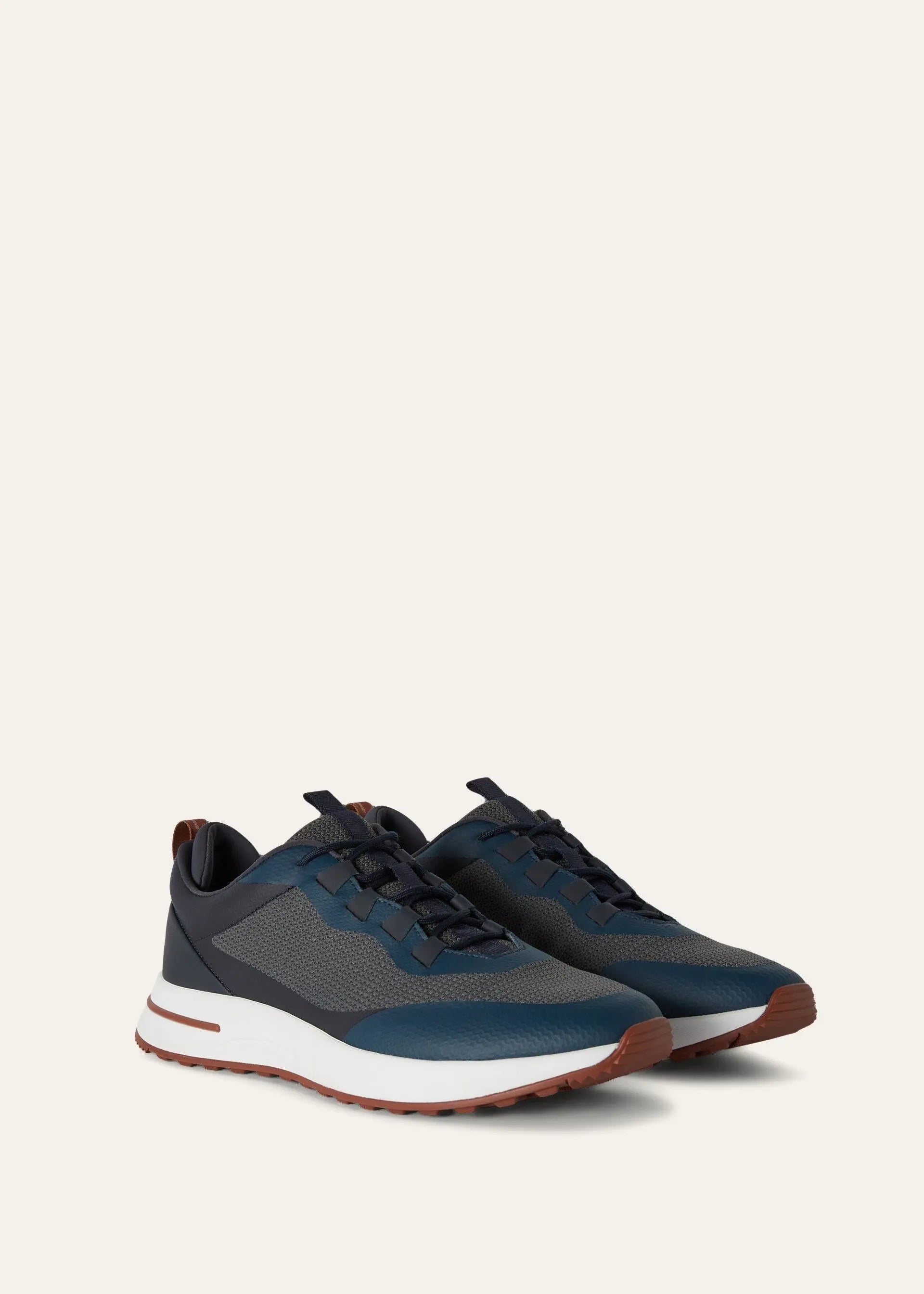 Week End Walk Sneaker