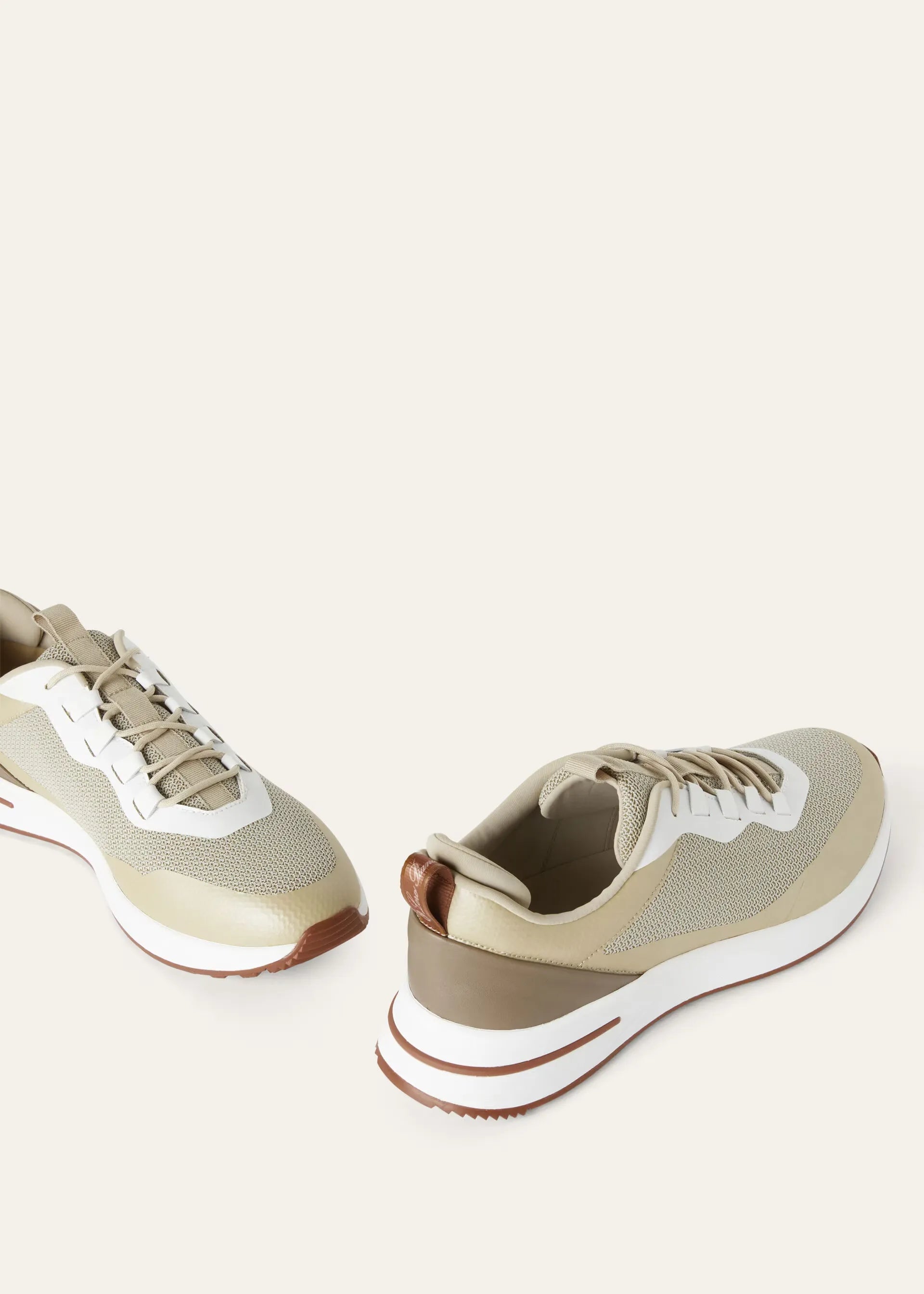 Week End Walk Sneaker