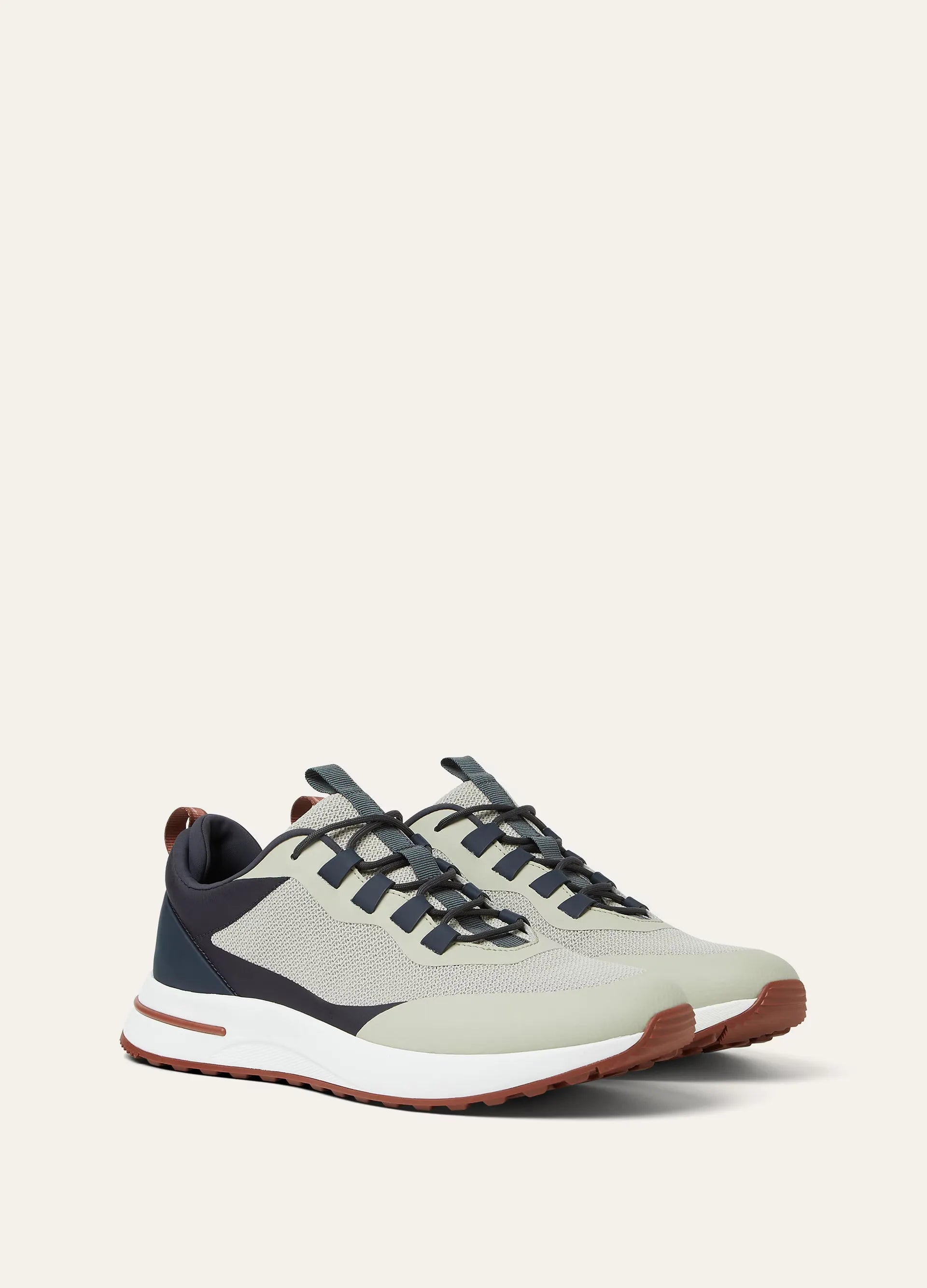 Week End Walk Sneaker