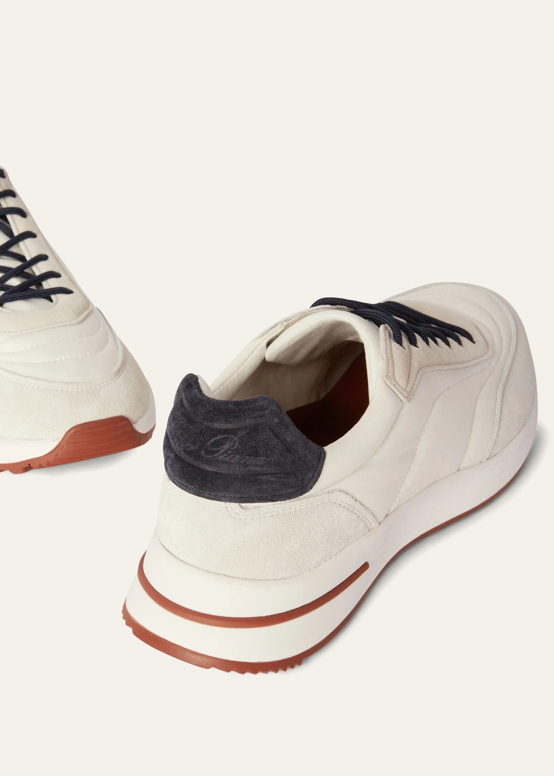 Week End Walk Sneaker