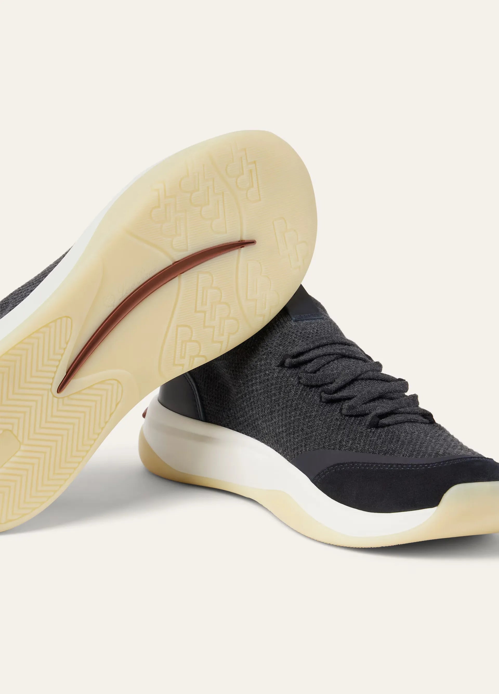 410 LP Sneaker