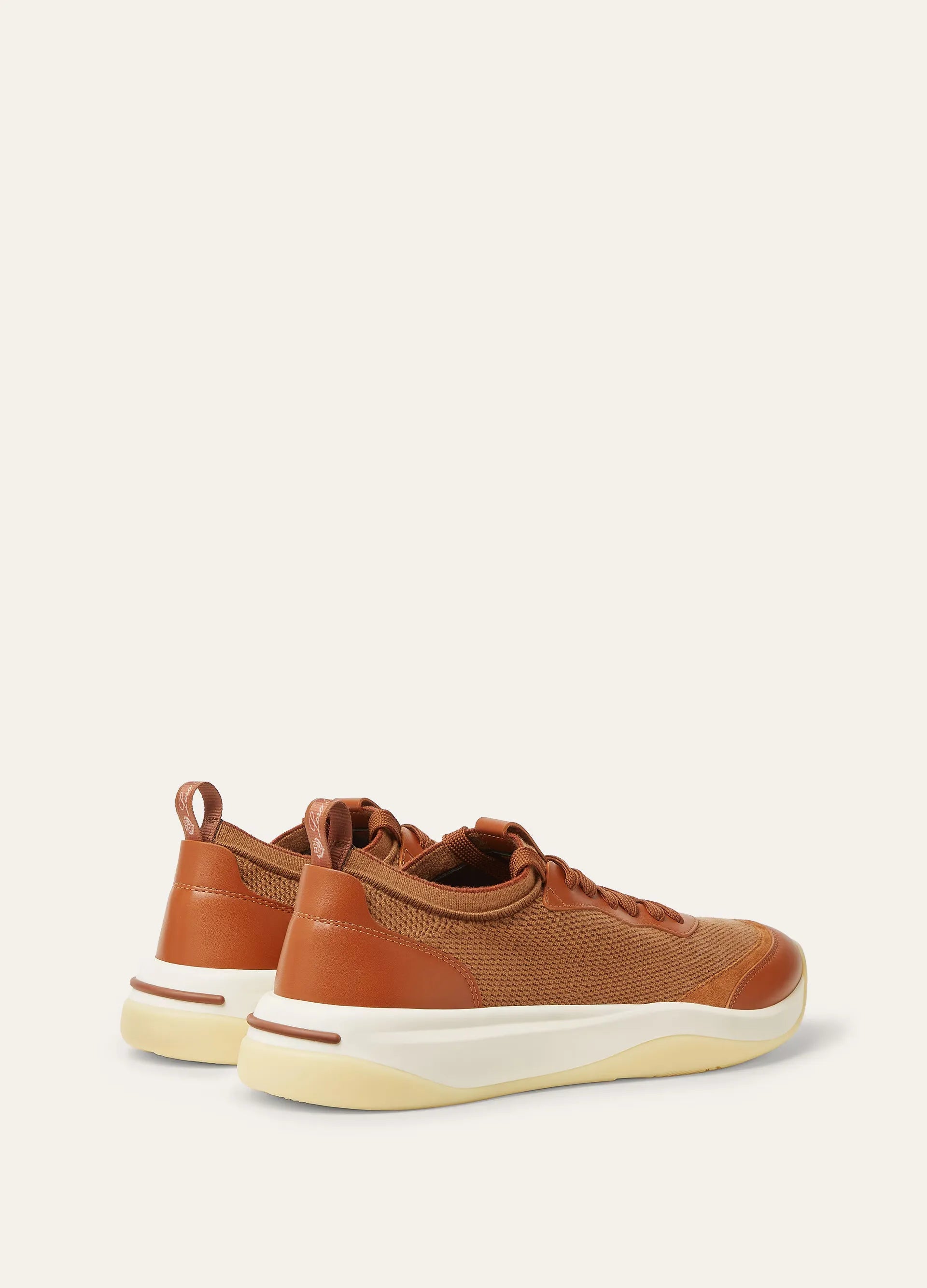 410 LP Walk Wish Sneaker