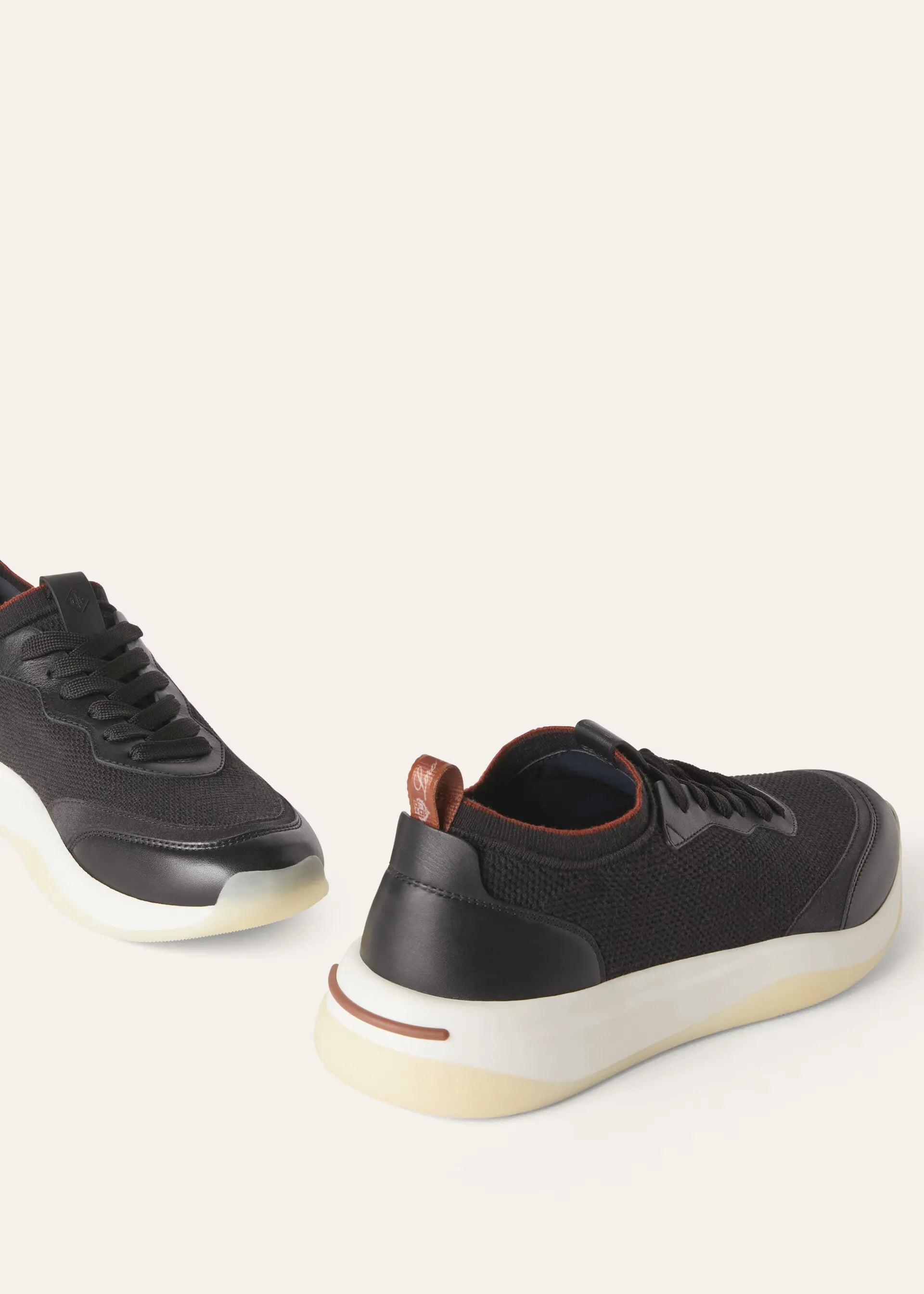 410 LP Walk Wish Sneaker