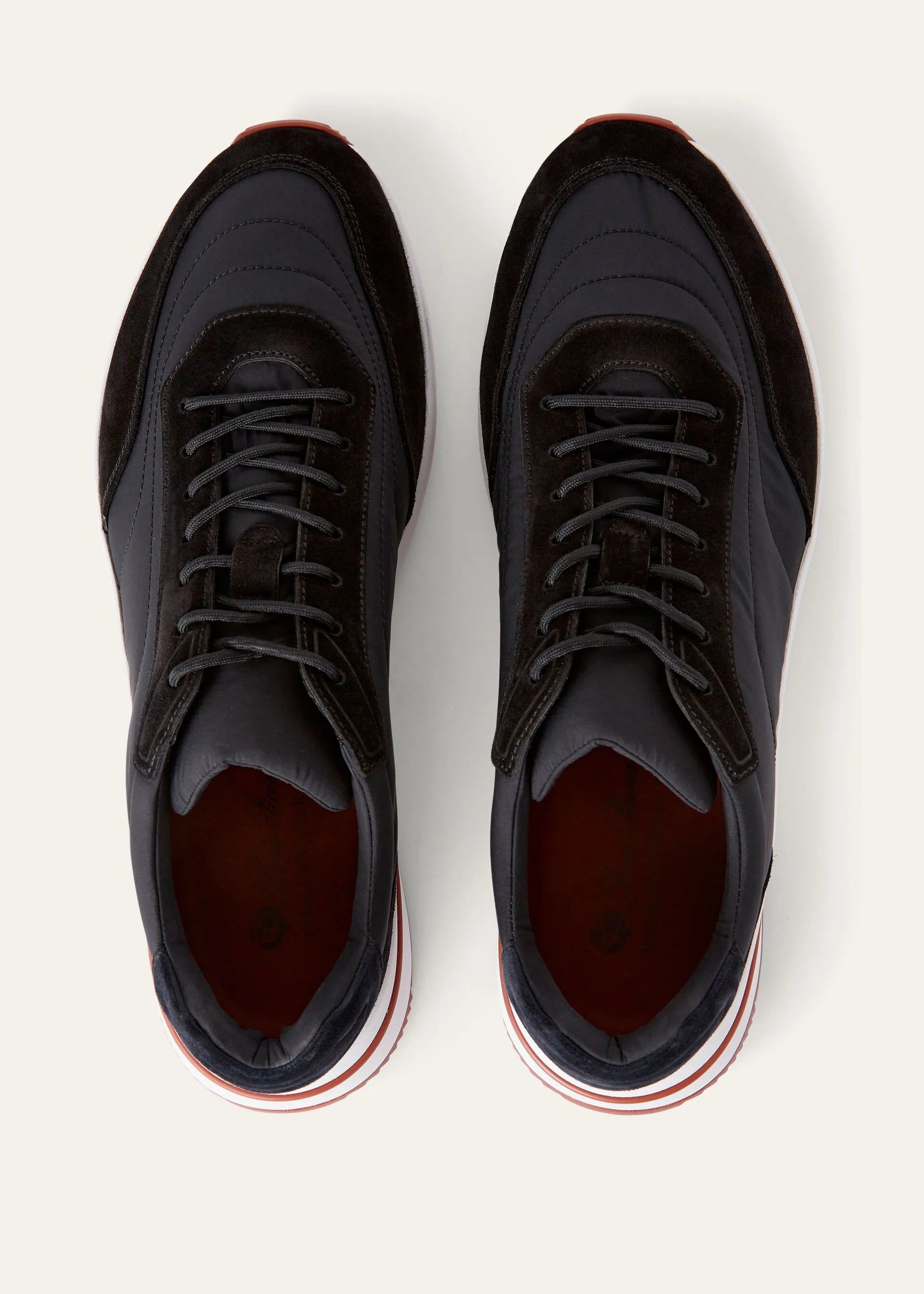 Week End Walk Sneaker
