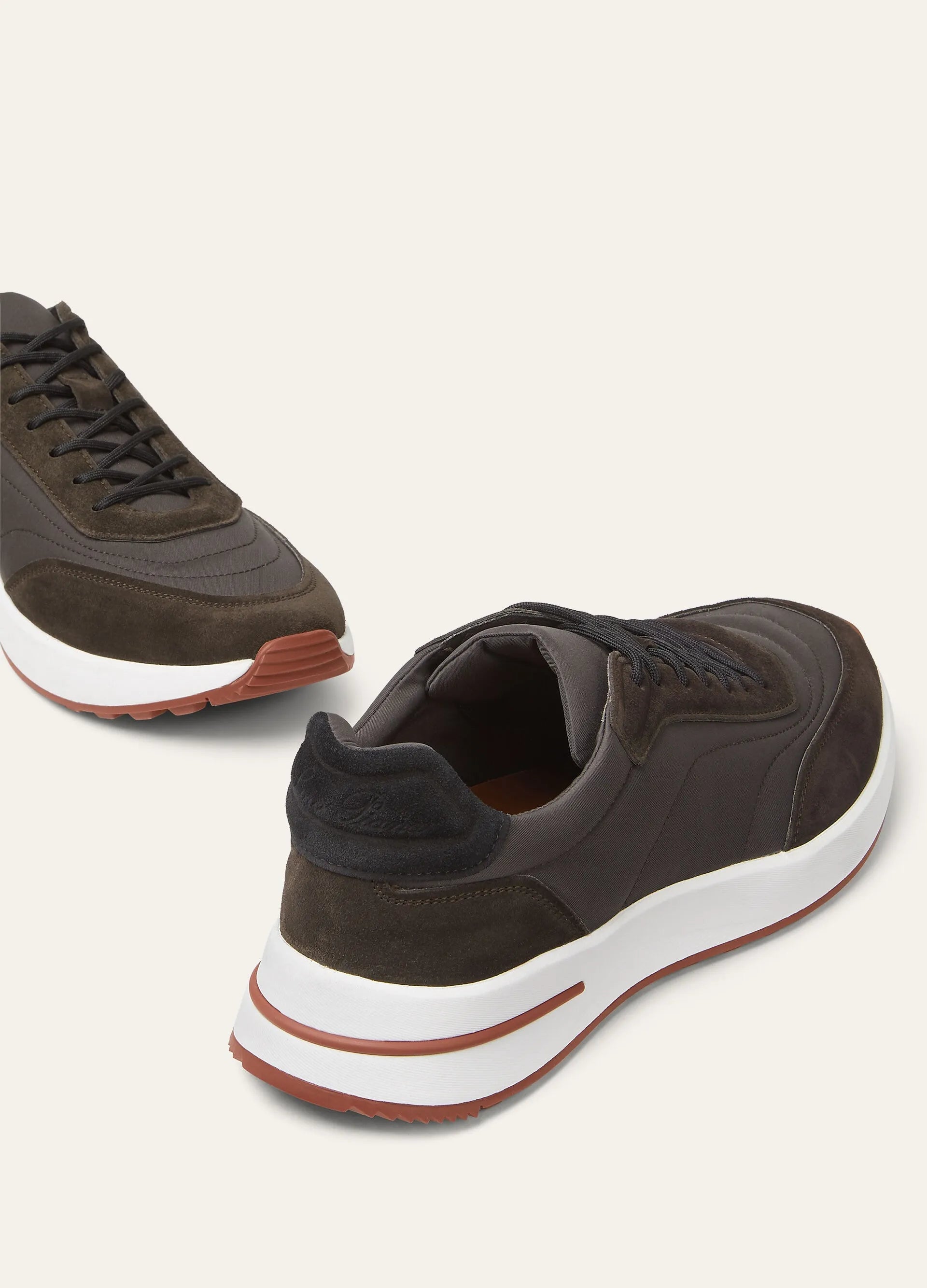 Week End Walk Sneaker