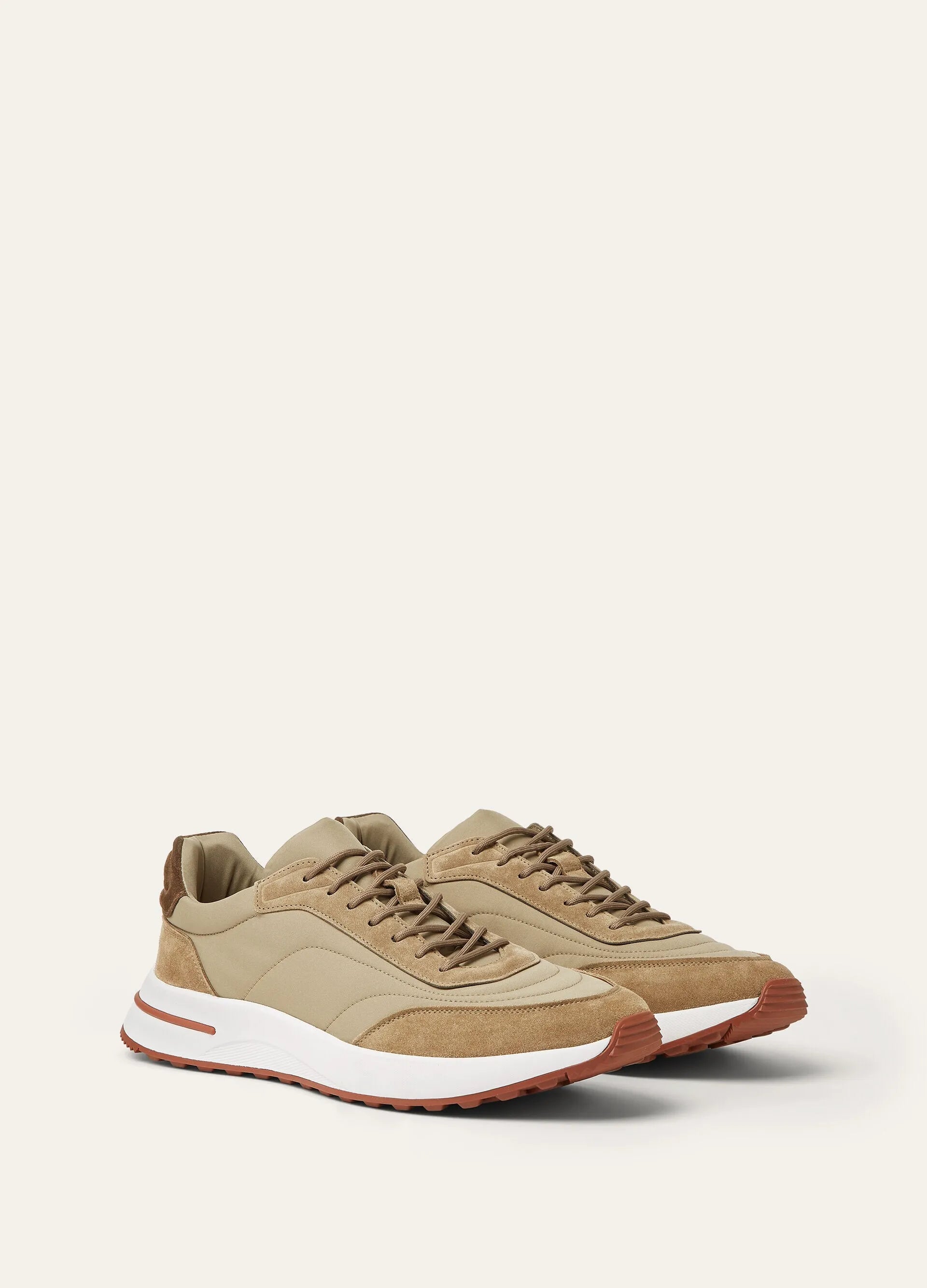 Week End Walk Sneaker