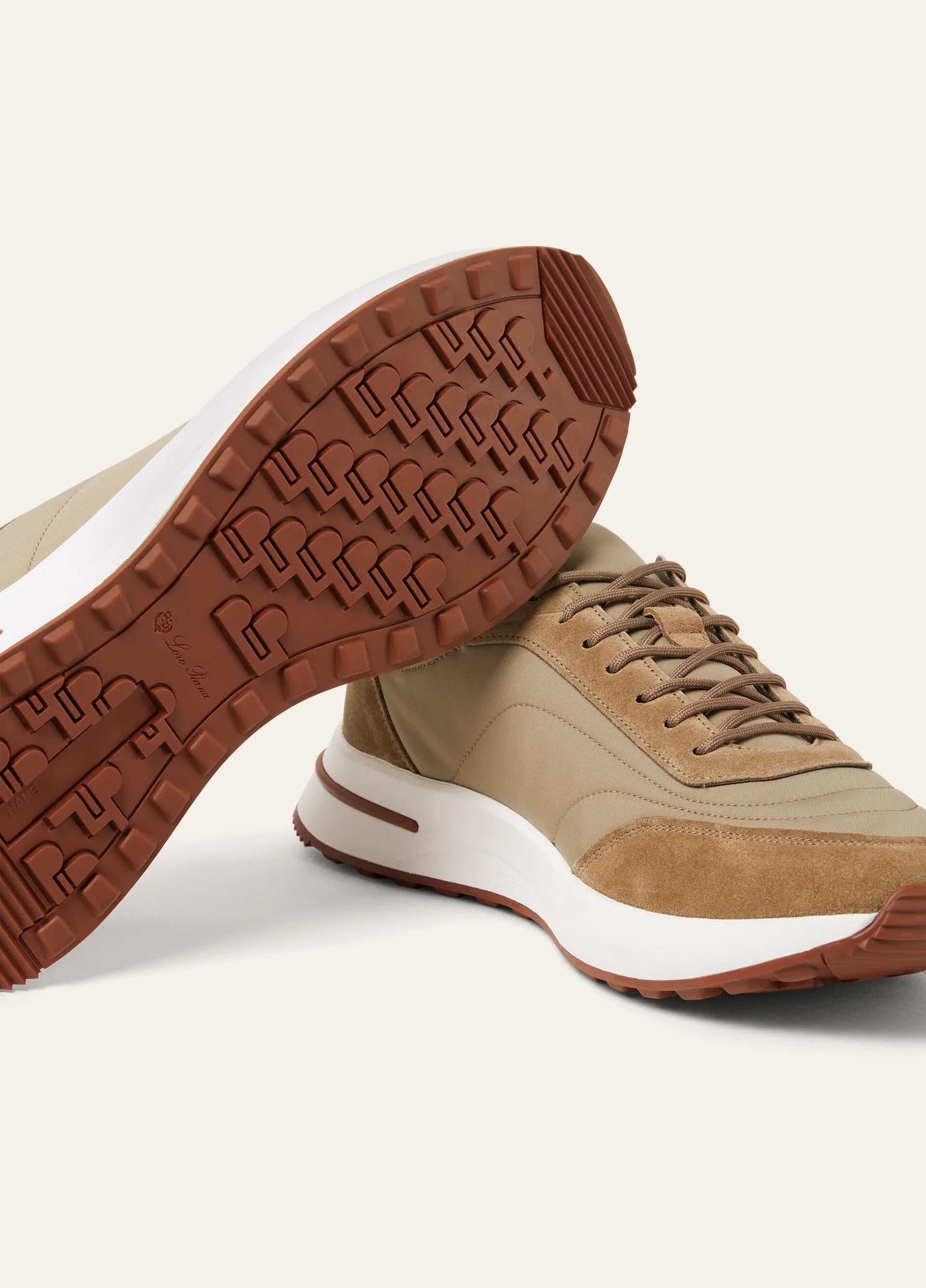 Week End Walk Sneaker