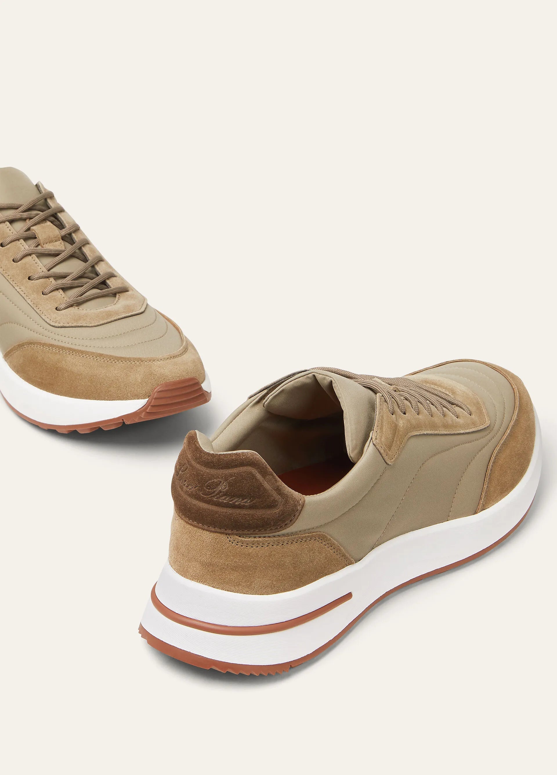 Week End Walk Sneaker