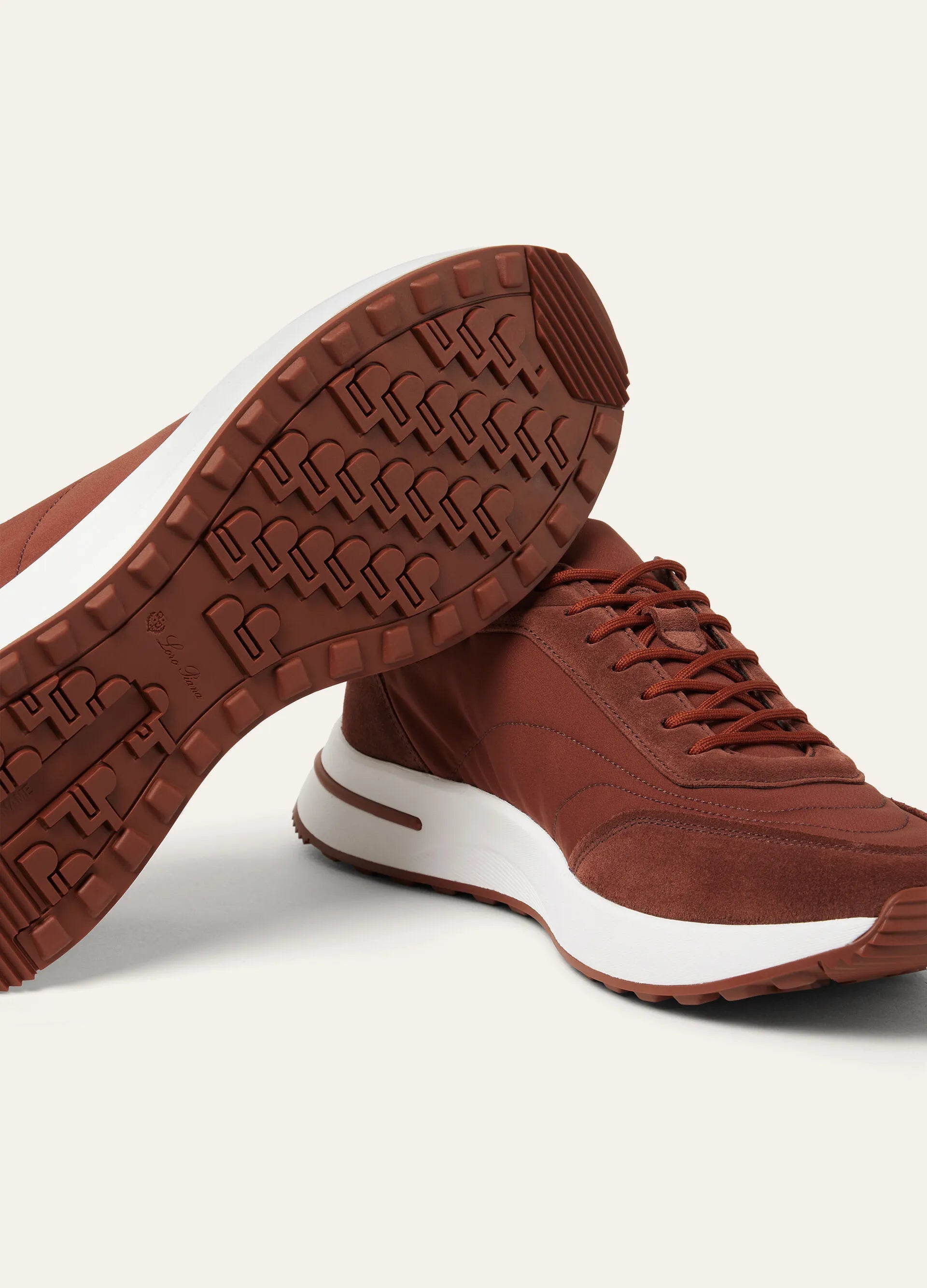 Week End Walk Sneaker