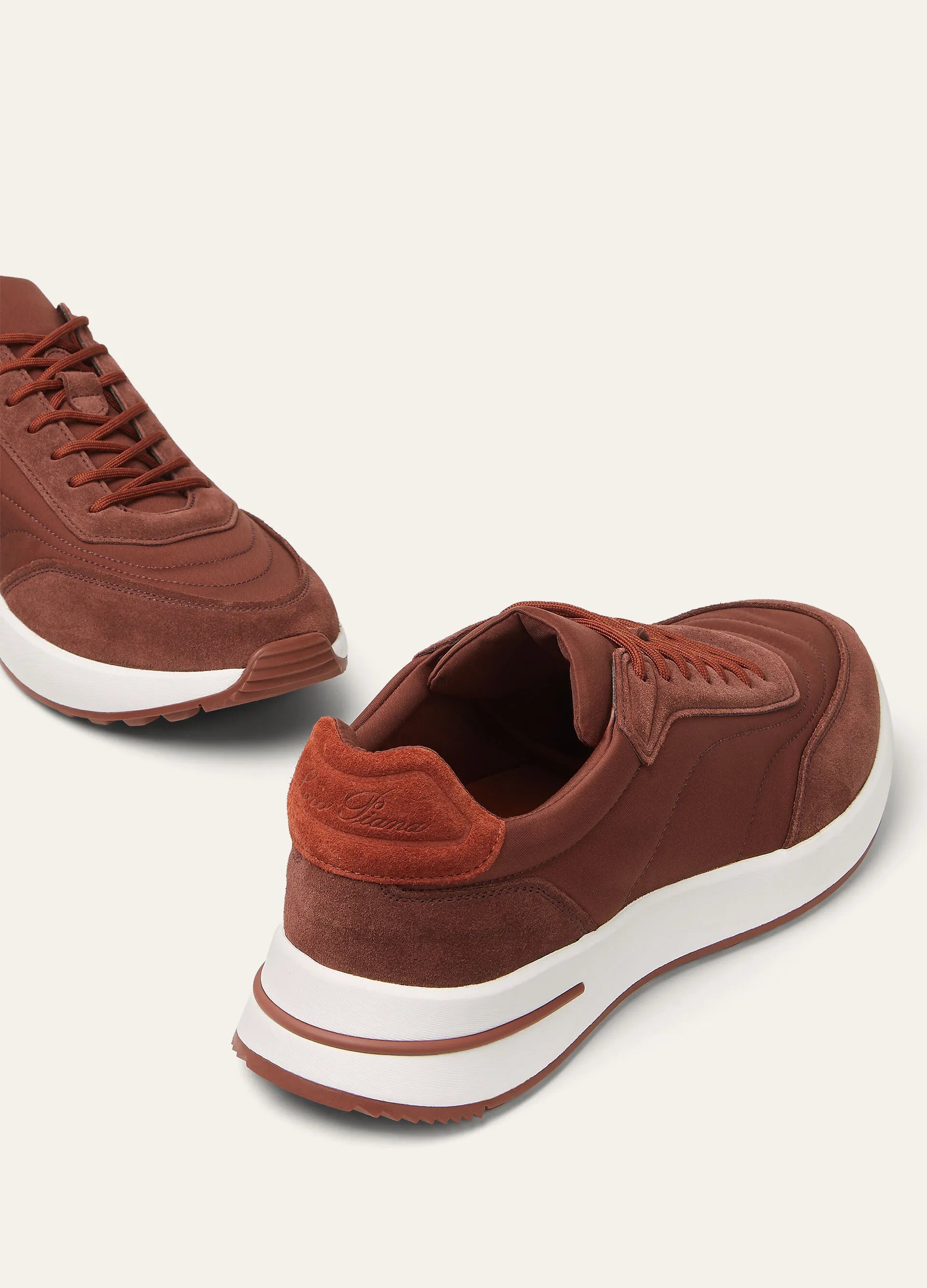 Week End Walk Sneaker