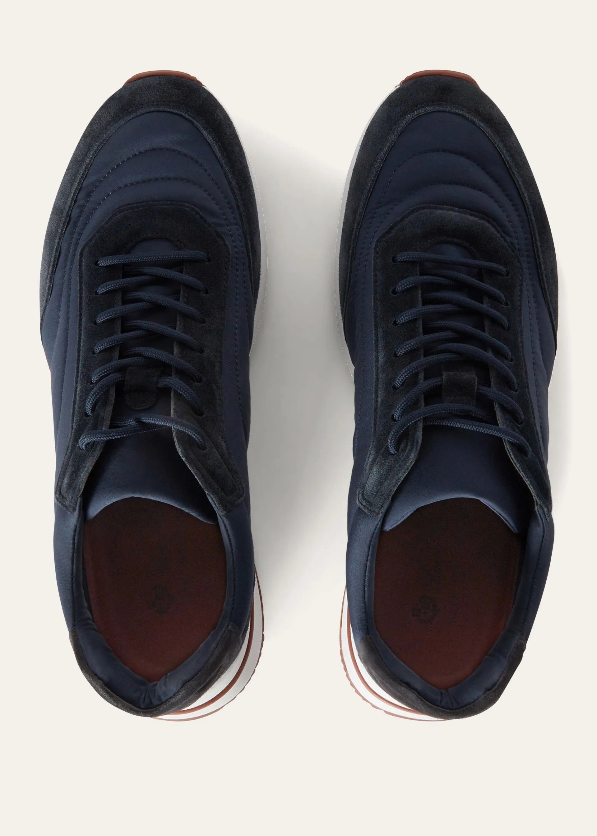 Week End Walk Sneaker