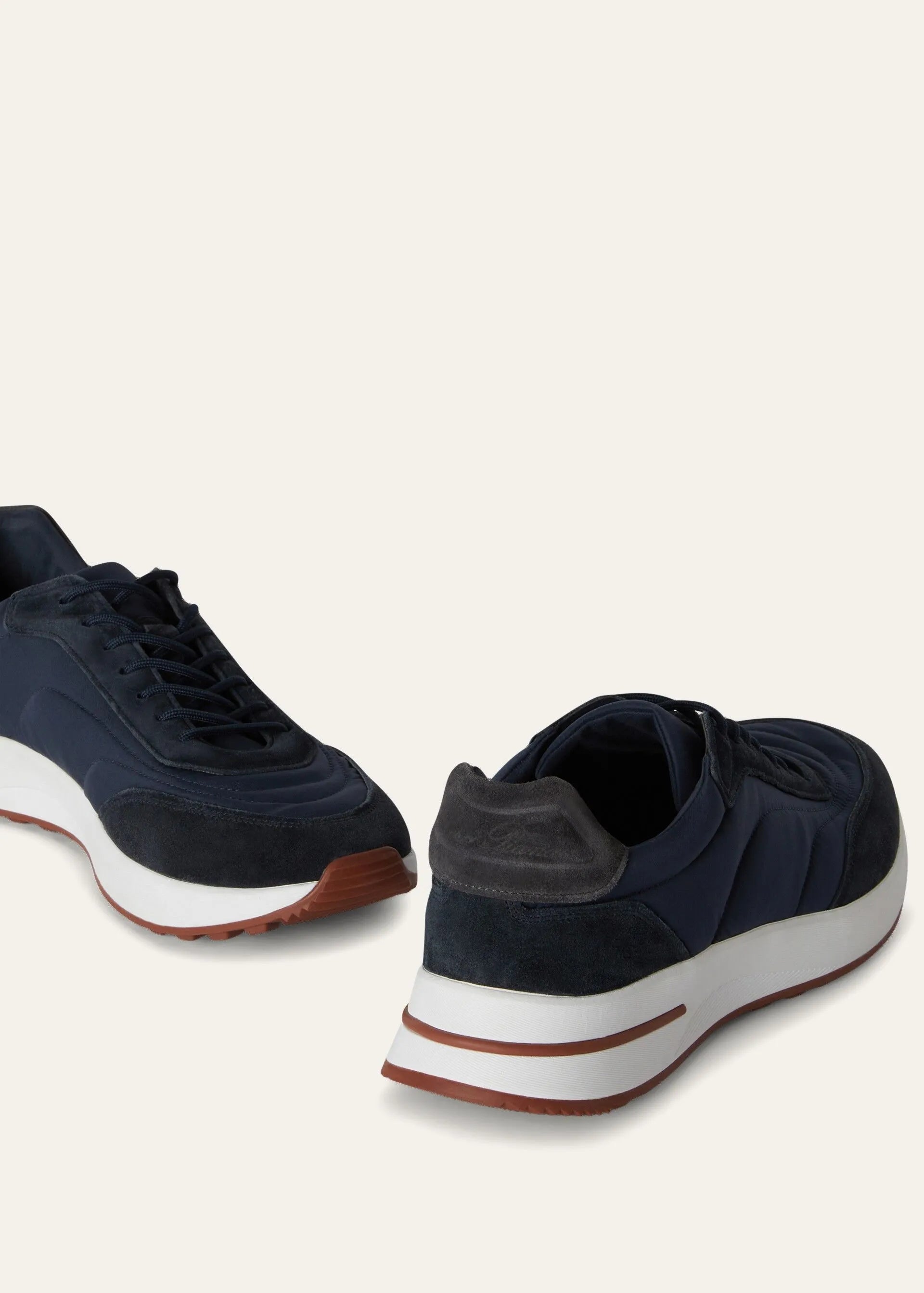 Week End Walk Sneaker