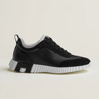 Bouncing Sneaker