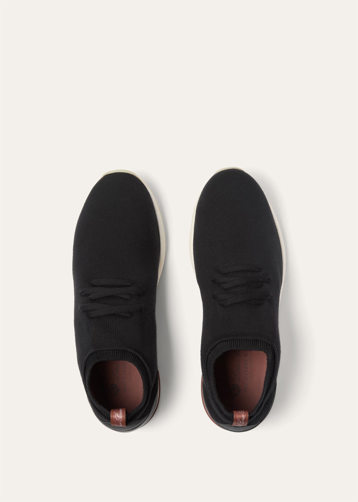 Black (8000)