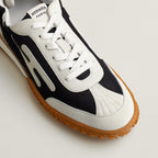 Jet Sneaker