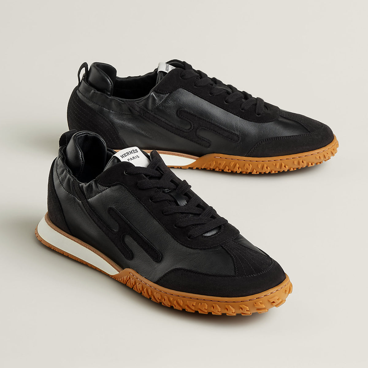 Jet Sneaker