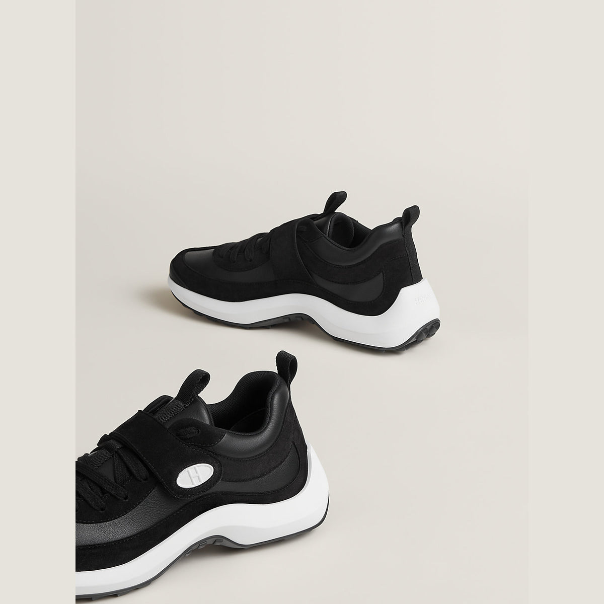 Women's Loop Sneaker Noir