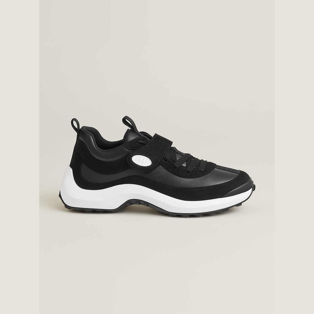 Women's Loop Sneaker Noir
