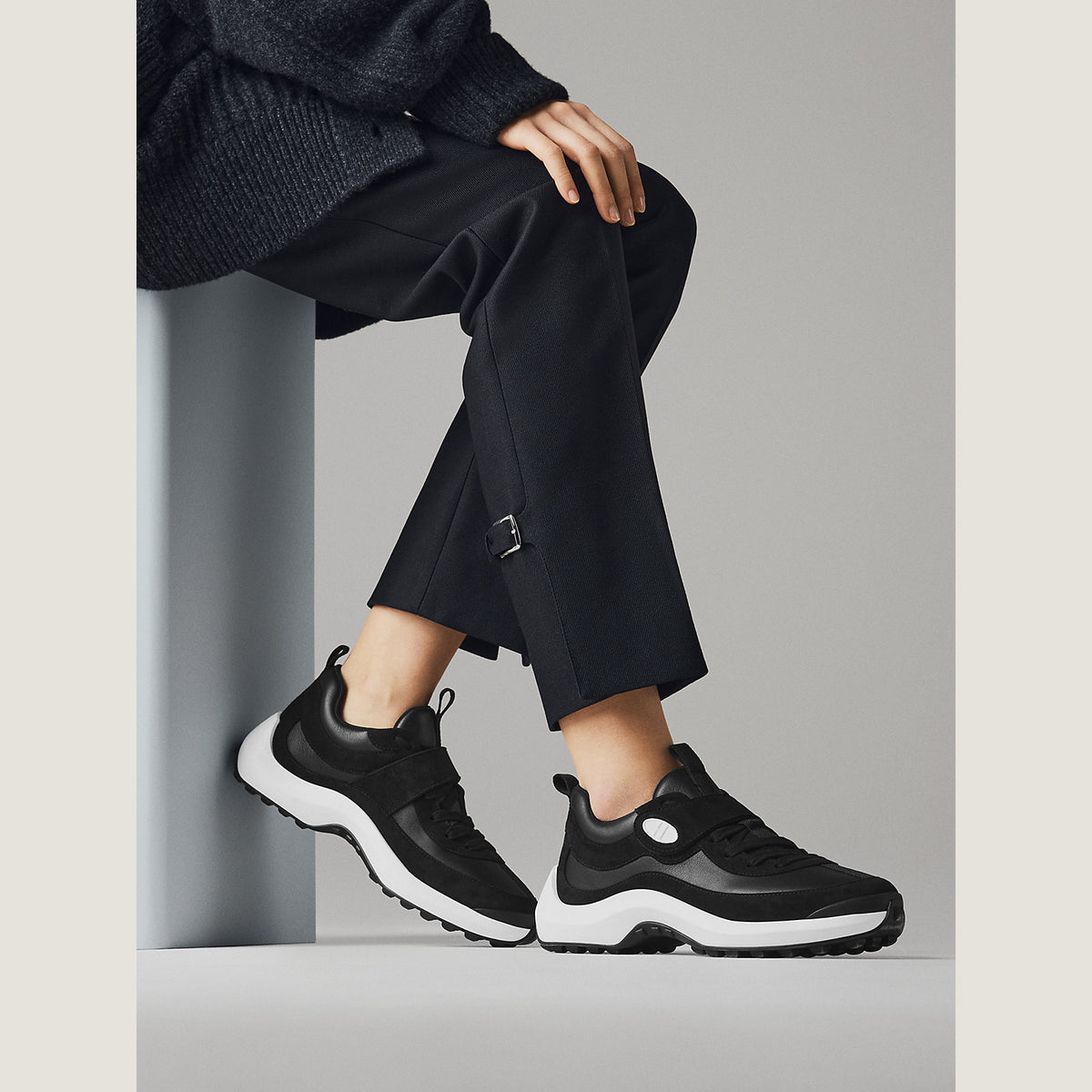 Women's Loop Sneaker Noir