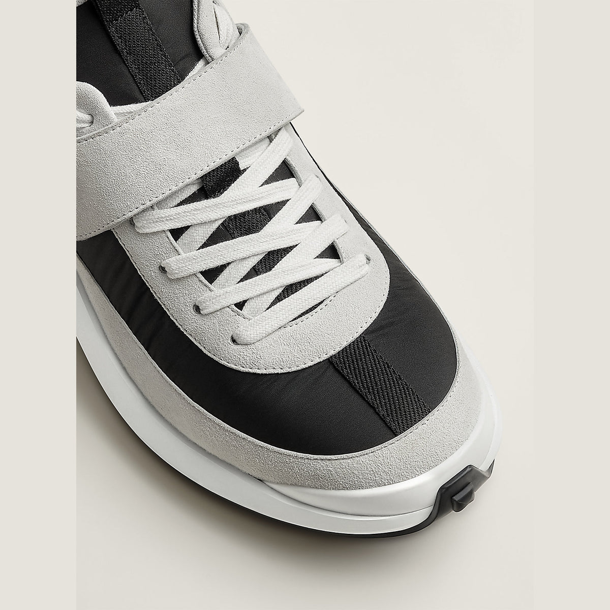 Men's Loop Sneaker Noir / Blanc