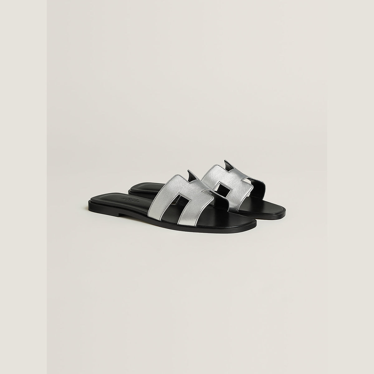 Women's Oran Sandal Gris Argenté